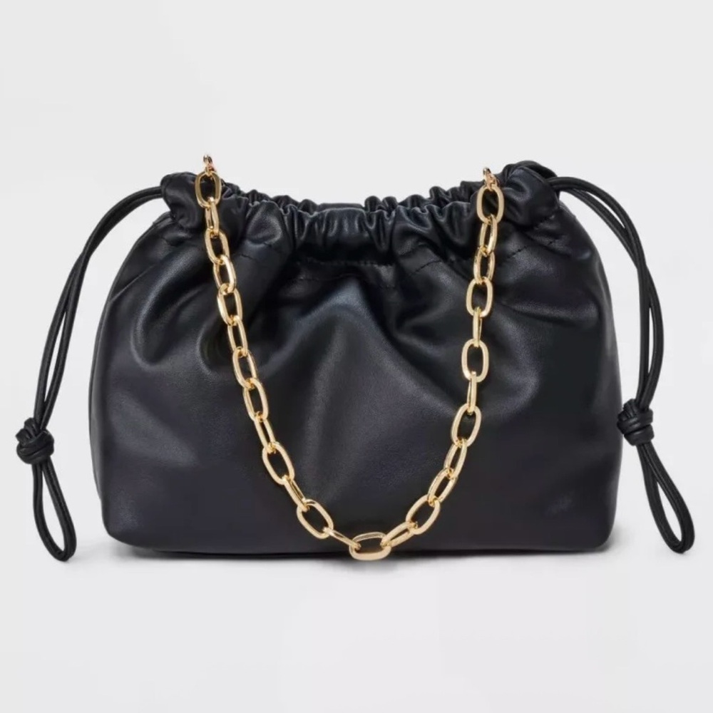 Universal Thread Black Shoulder Bag with Gold Chain